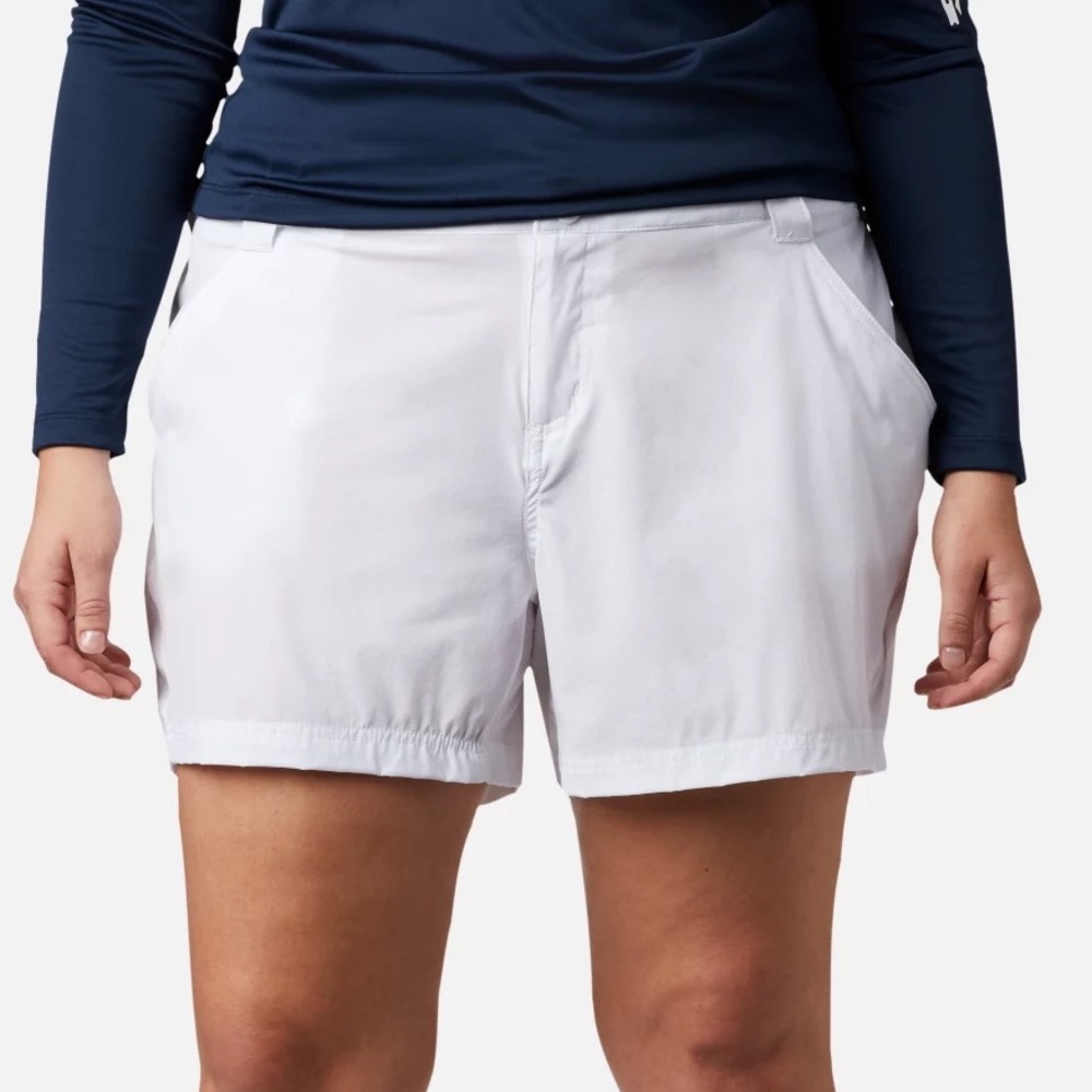 Columbia PFG Ladies Plus White Shorts-5” - w/UPF 50 - 16W